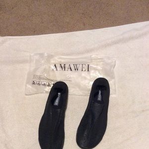NWT Amawei men’s size 10 water/aqua shoes